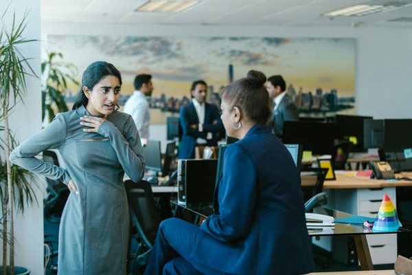 Essential Legal Factors UK Businesses Should Consider When Implementing Cloud-Based HR Solutions